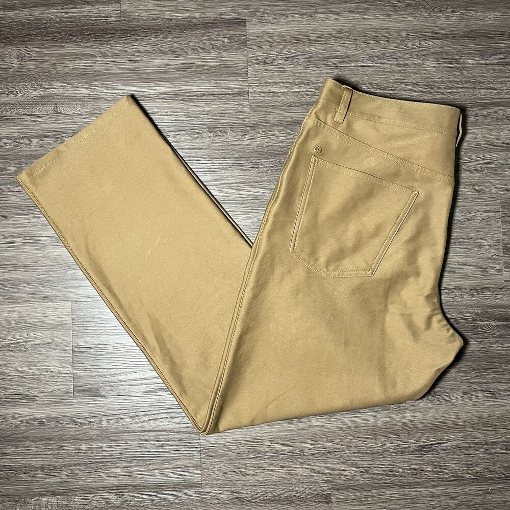 Lululemon EasyFive Classic Straight Pant Men's 36 Camel Brown Utilitech LM5BI3S